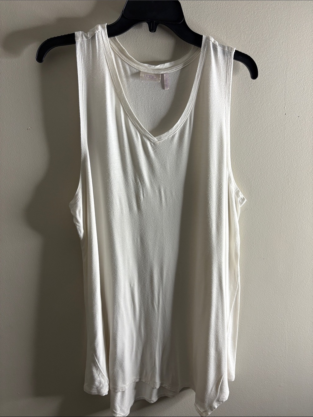 LOGO by Lori Goldstein Cream V-Neck Tank